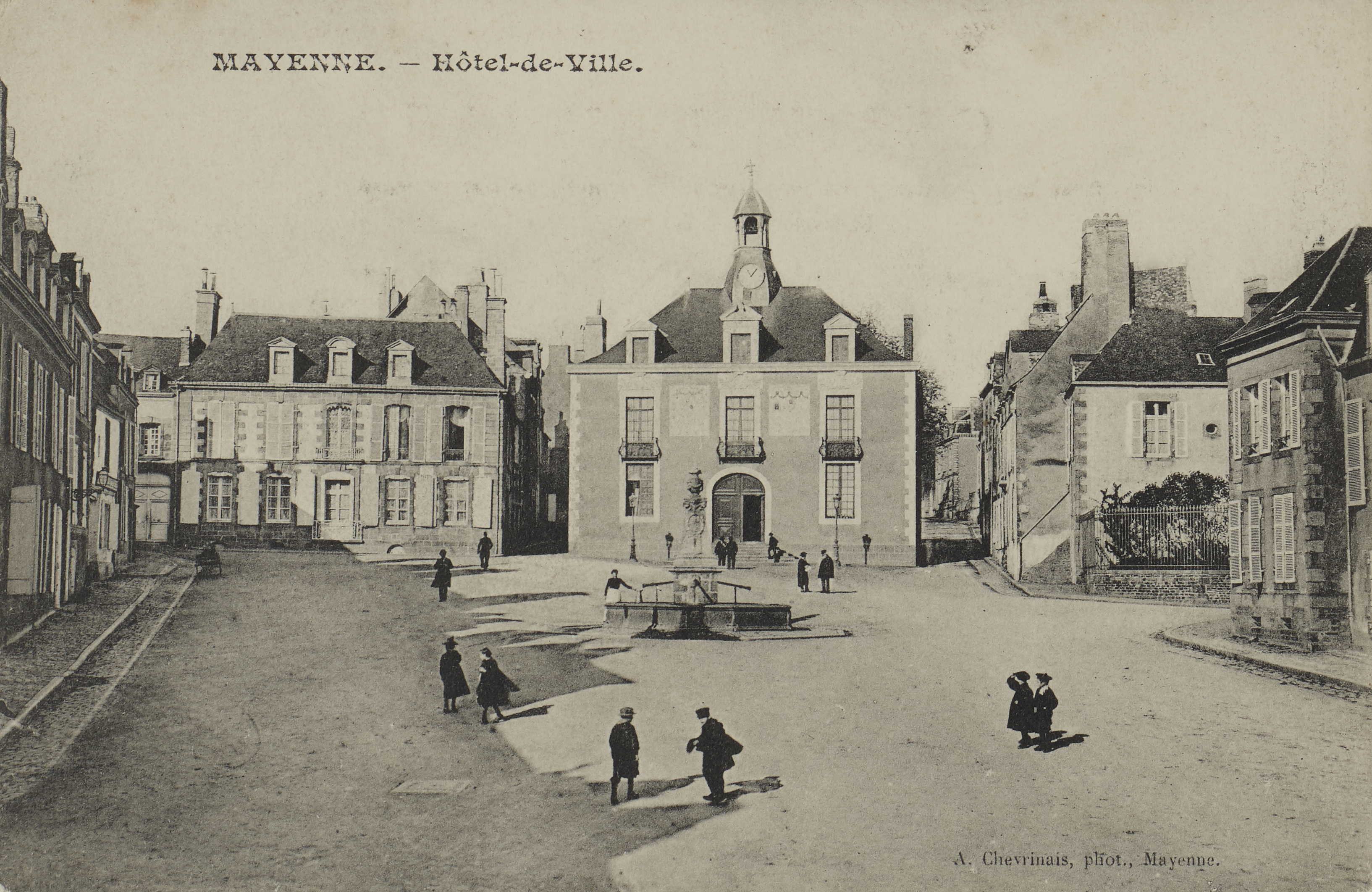 La Barre ducale et la place